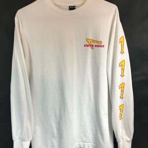 🌷Swipe Right Men’s Long Sleeve